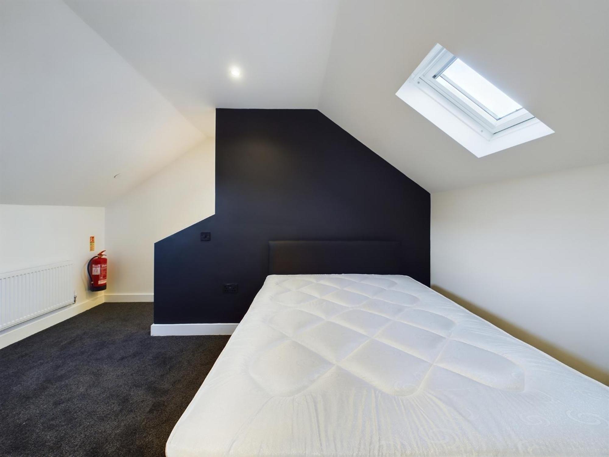 Substantial 9 Bedroom House In Swansea Sketty ภายนอก รูปภาพ
